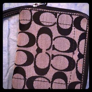 COACH WALLET!